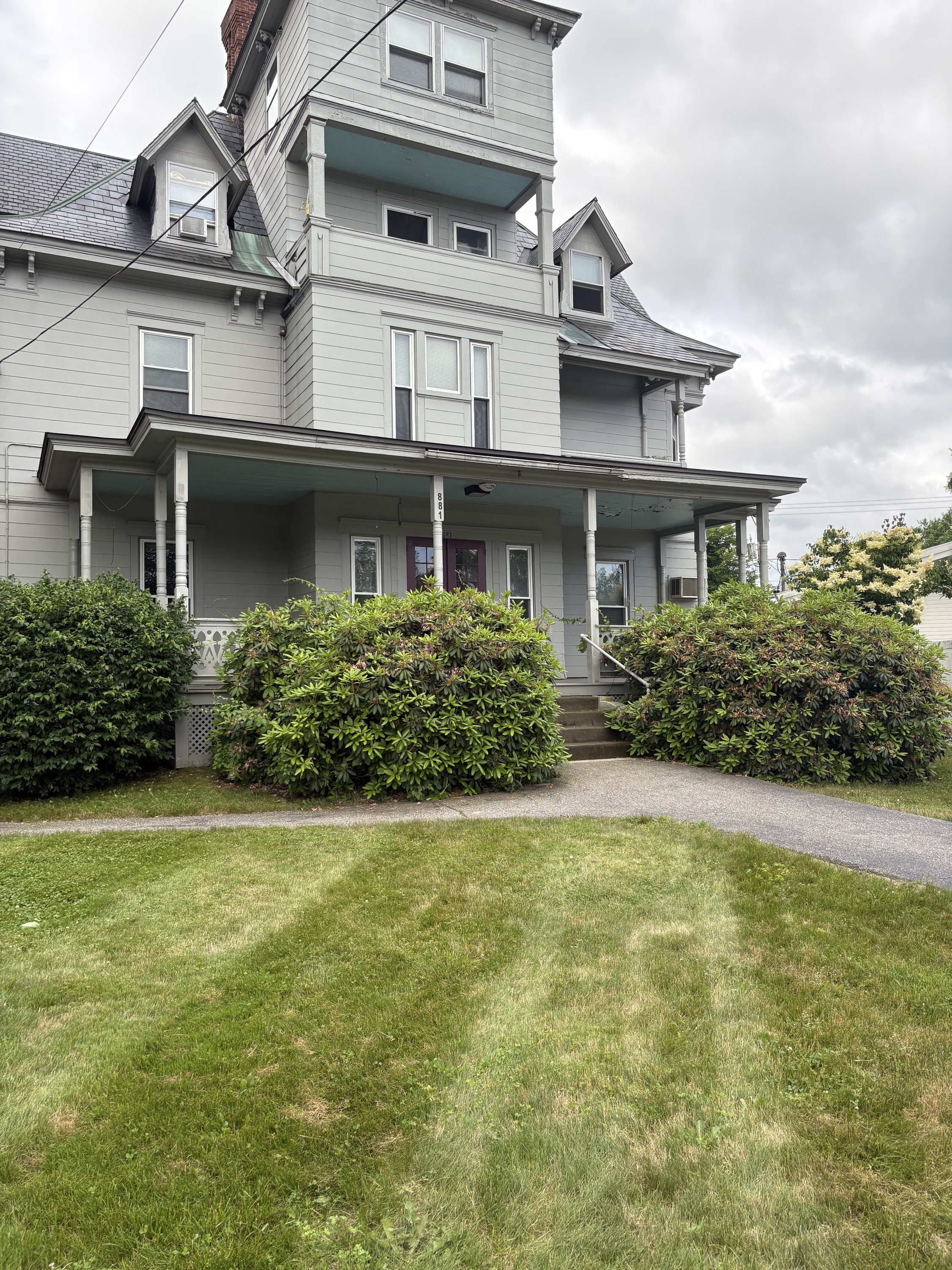881 Main st Apt 5